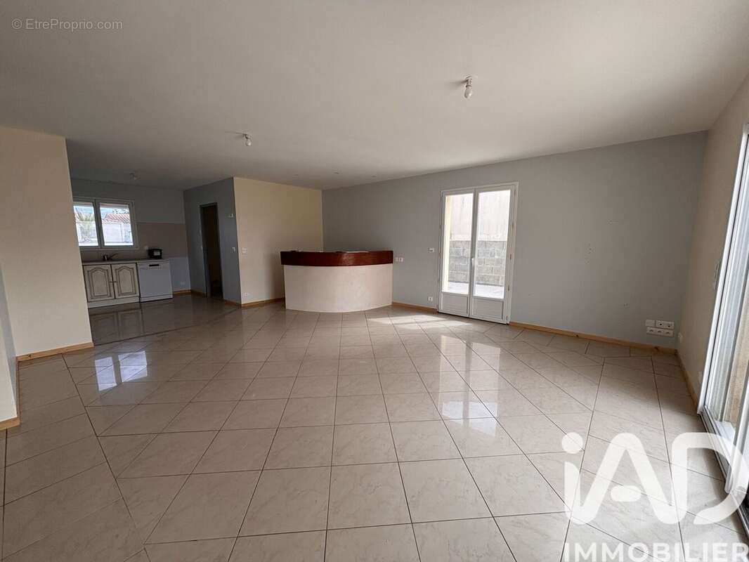 Photo 4 - Maison à BENON