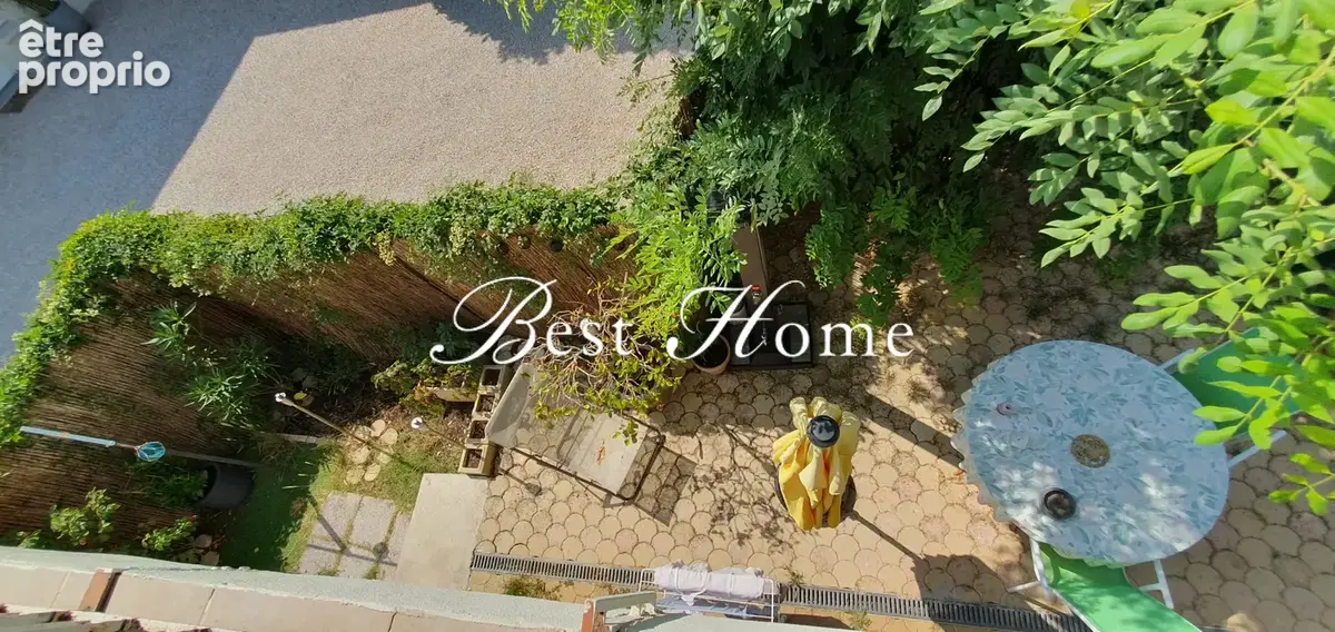 Exclusivité Best Home. Vente maison de ville, Nîmes, A vendre Quartier des Amoureux, 5 pièces, cour, terrasse - photo 10