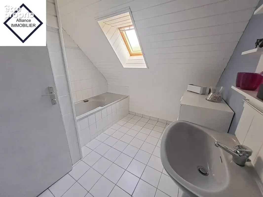 Maison 5 pièces 84 m² à vendre à Montauban-De-Bretagne (35360) - photo 8