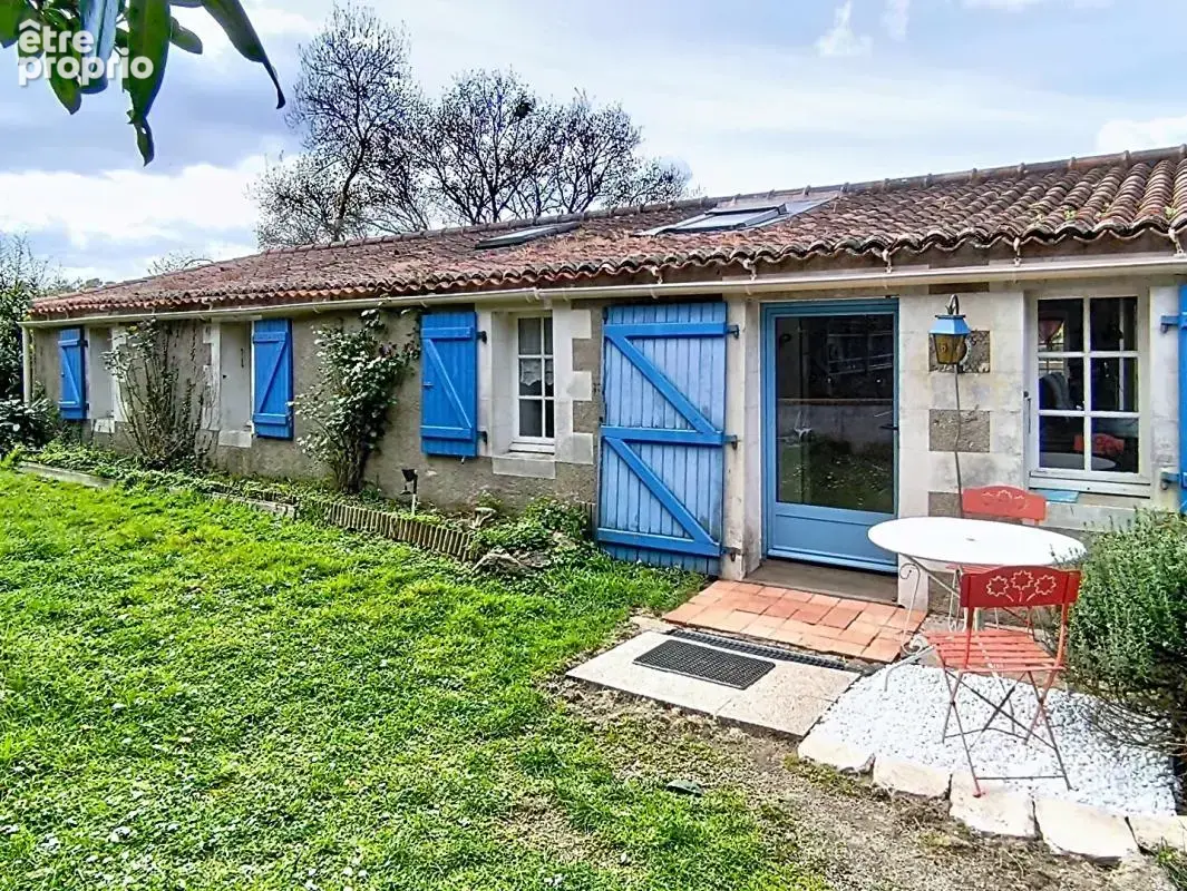 Maison bourgeoise Divatte Sur Loire 7 pièces 234 m2 - photo 2