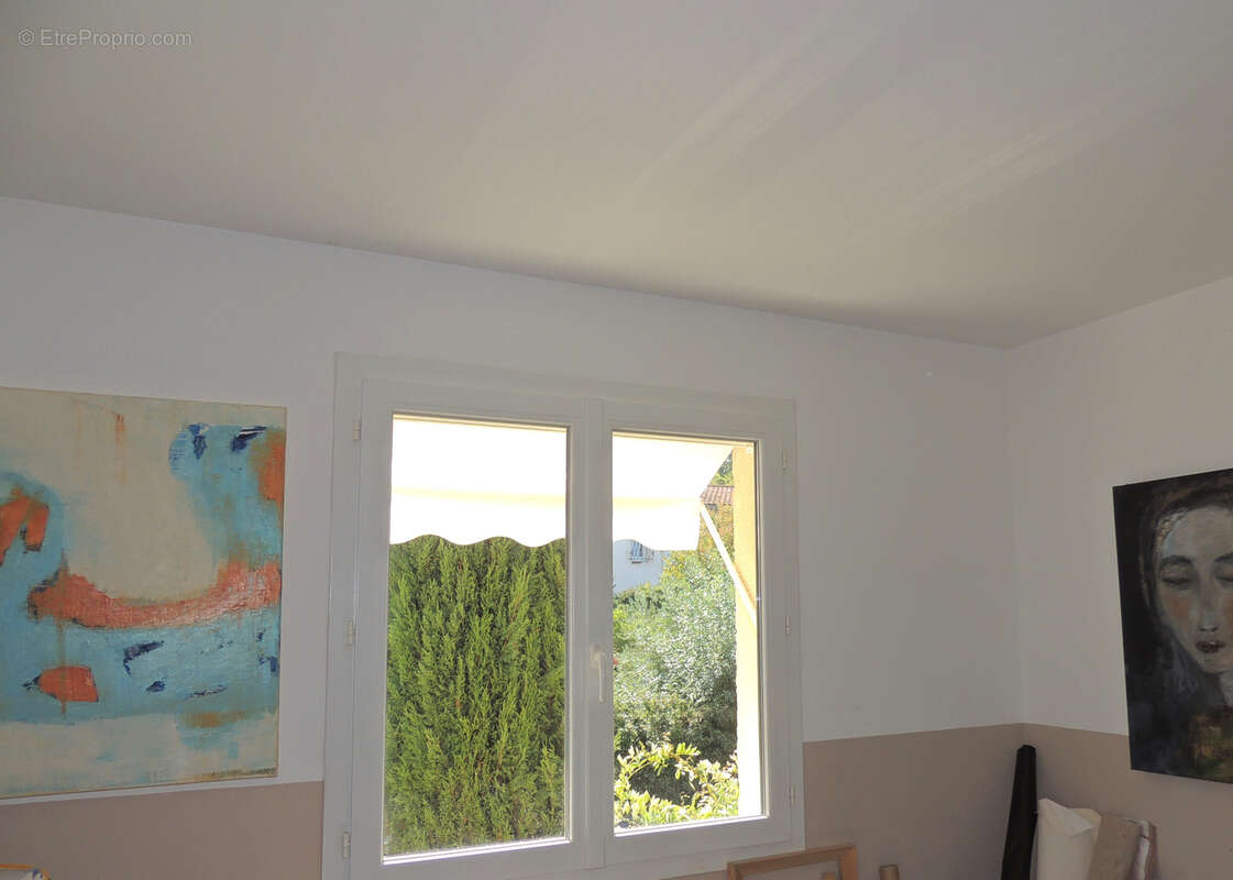 Exclusivite: vente d'une maison architecte 5 p - 4 ch avec terrasse et piscine a brignoles - photo 13