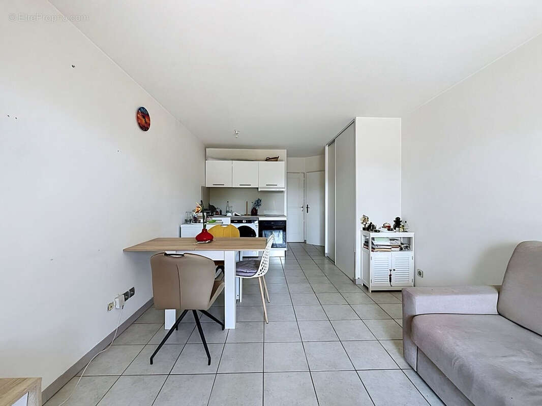 Appartement à LE CANNET