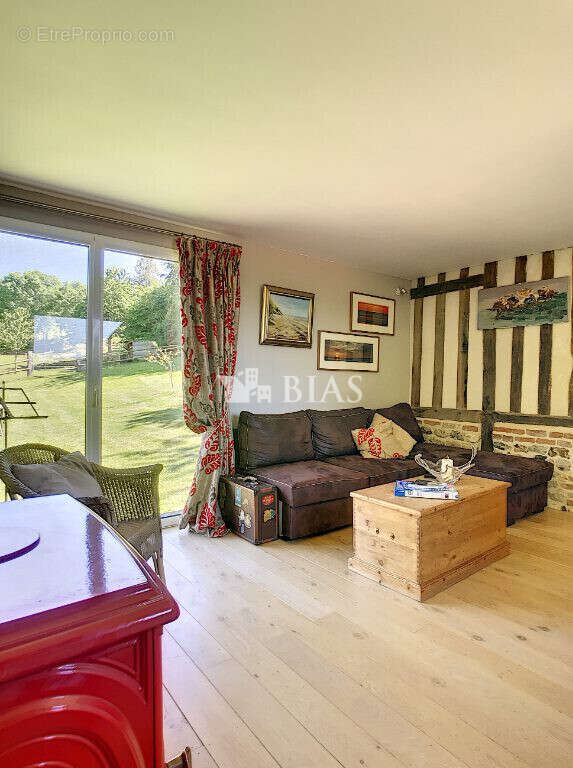 Maison 97 m² à Fiquefleur-Equainville  - photo 3