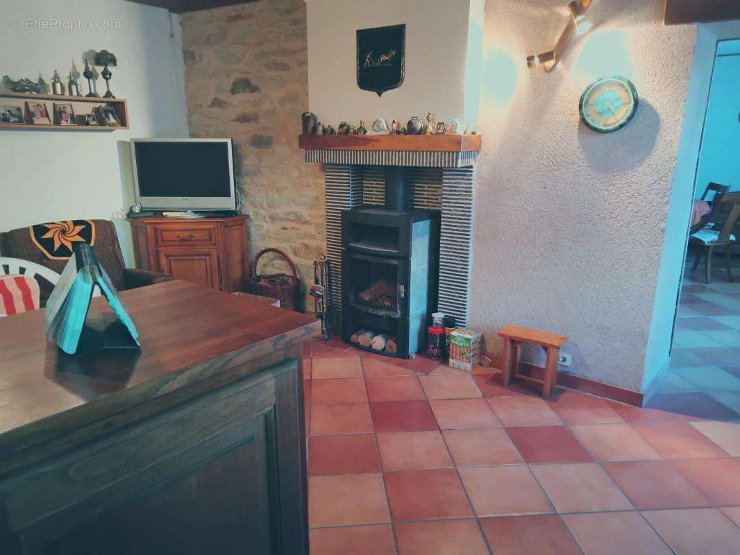 Maison à CORAY