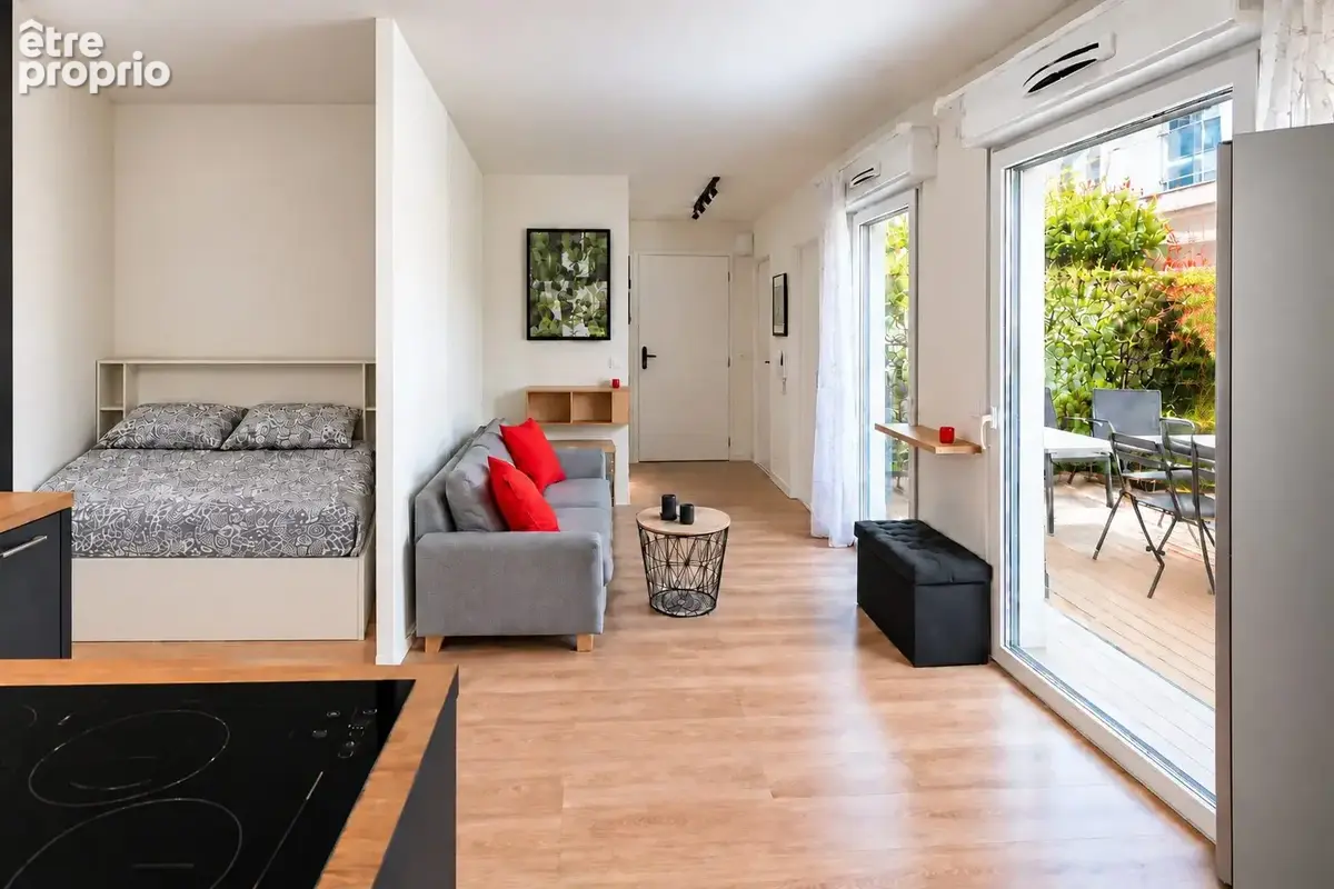 Appartement 1 pièce 30 m² à vendre à Romainville (93230) - photo 2