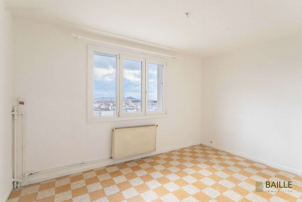 Photo 8 - Appartement à MARSEILLE-4E