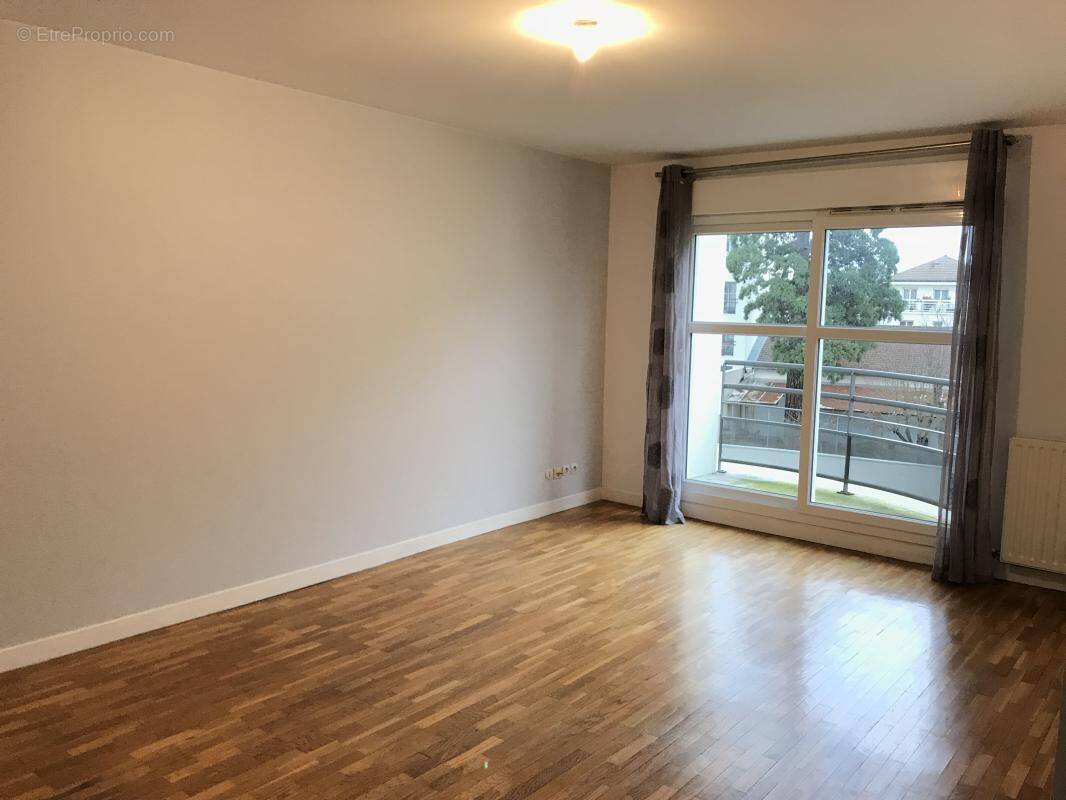 Appartement à MANTES-LA-JOLIE