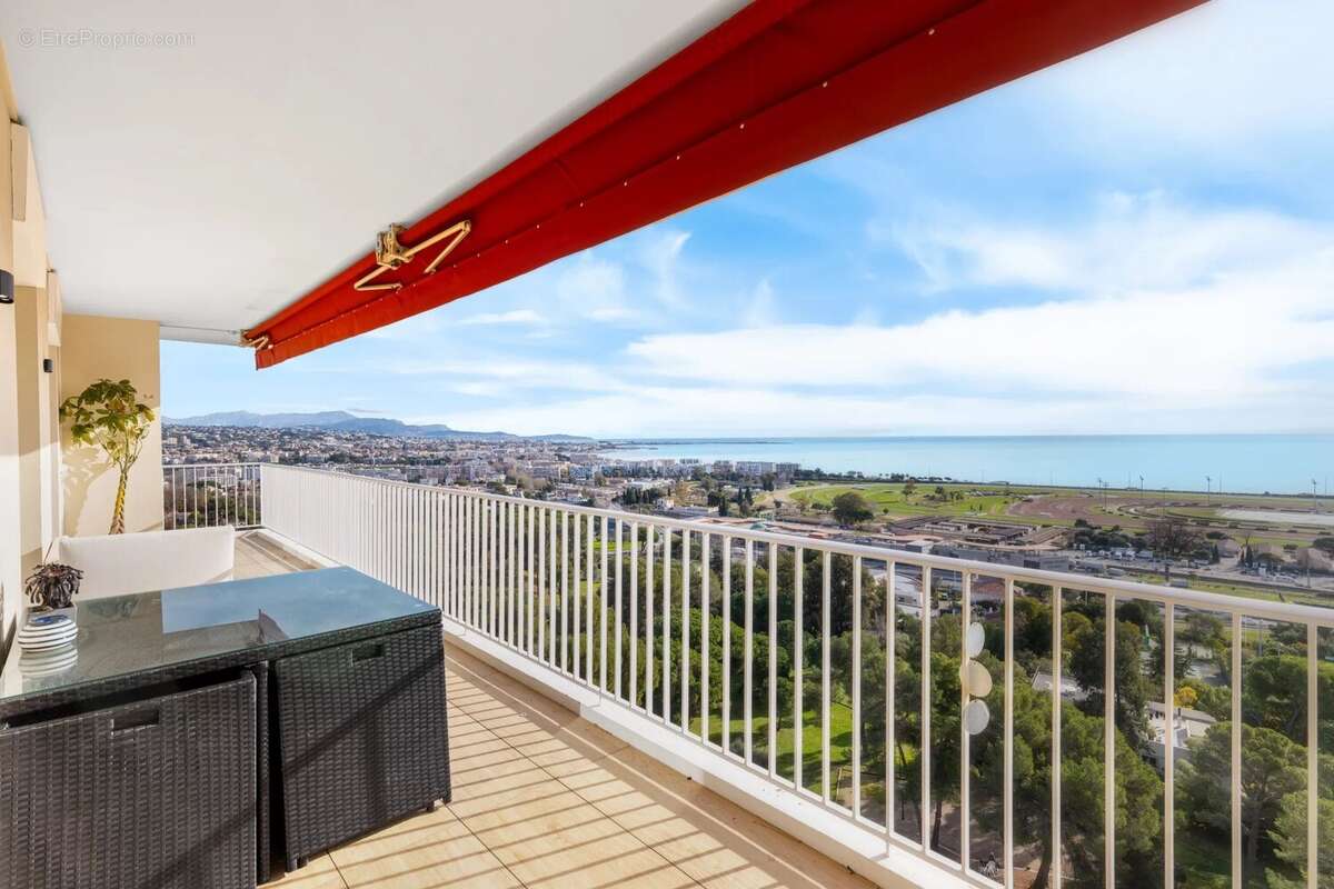Appartement à CAGNES-SUR-MER