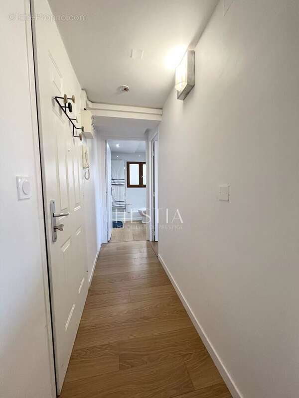 T3 centre Ville ANNECY - photo 9