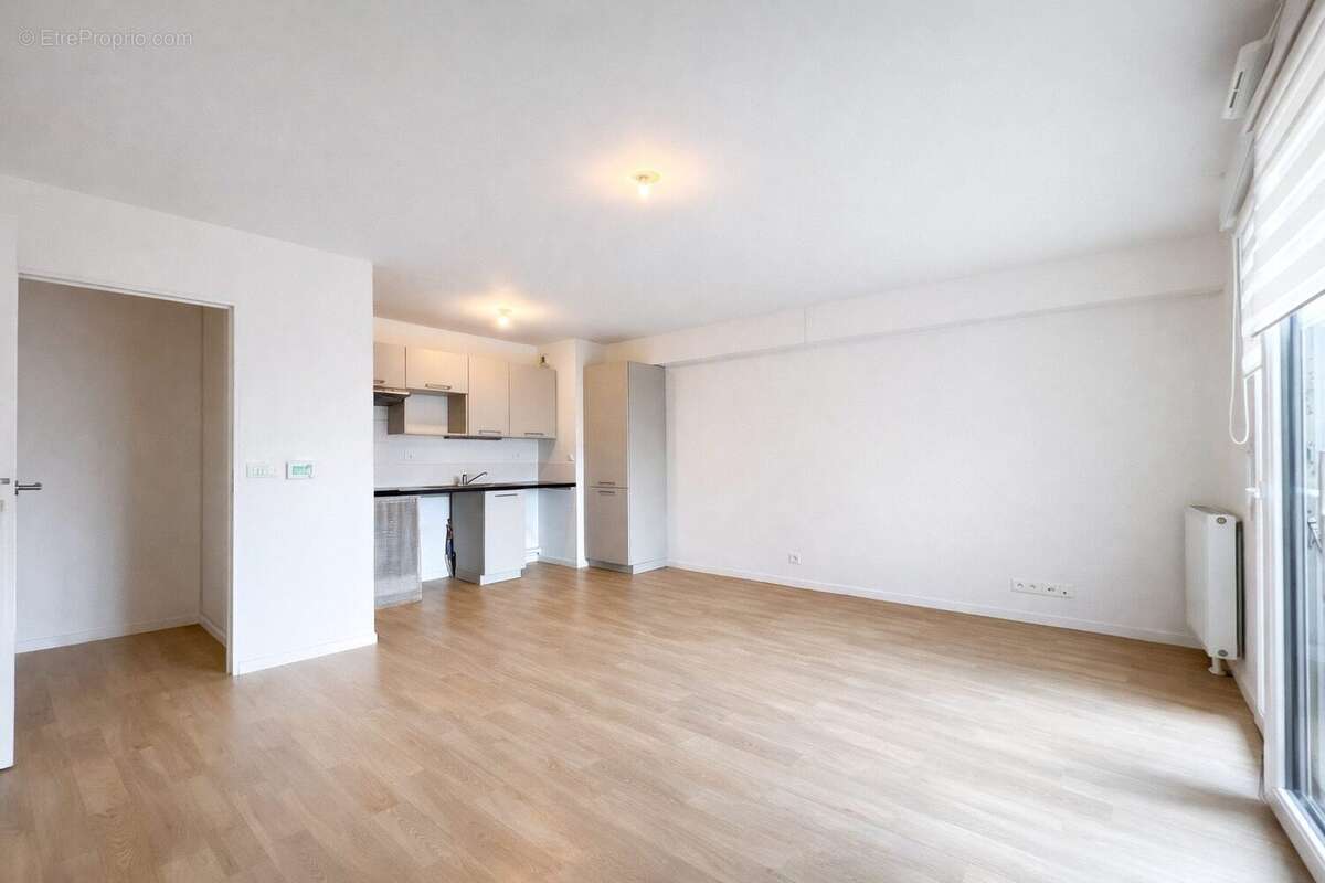 Appartement à FLEURY-SUR-ORNE