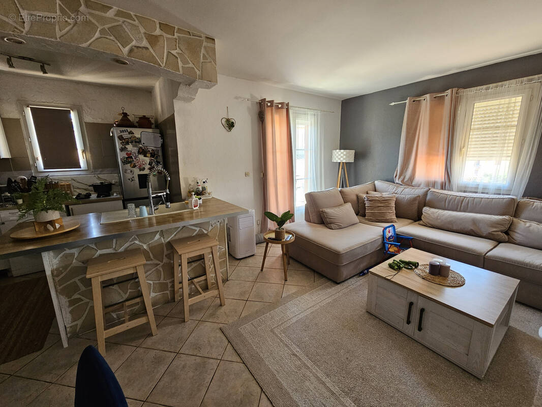 Appartement à VITROLLES