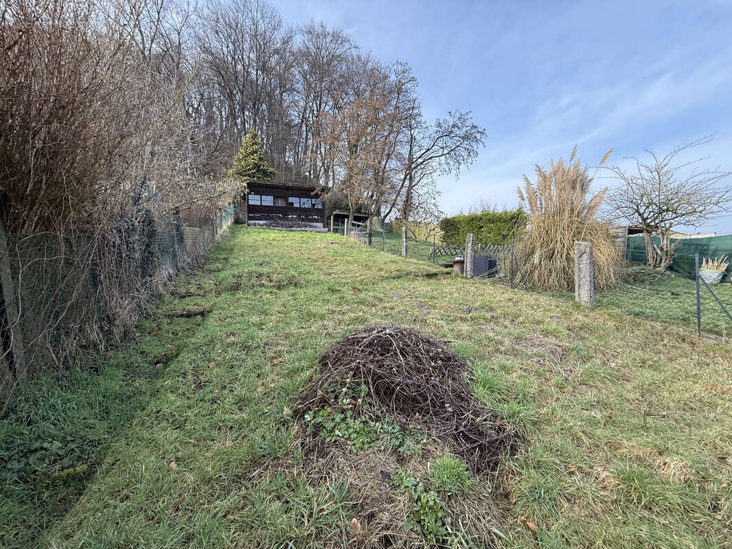 Maison 6 pièces de 158 m2 avec jardin   Possibilité de faire 2 appartements - photo 3