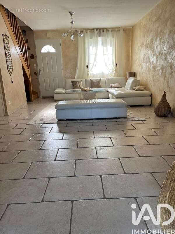 Photo 4 - Maison à REMY