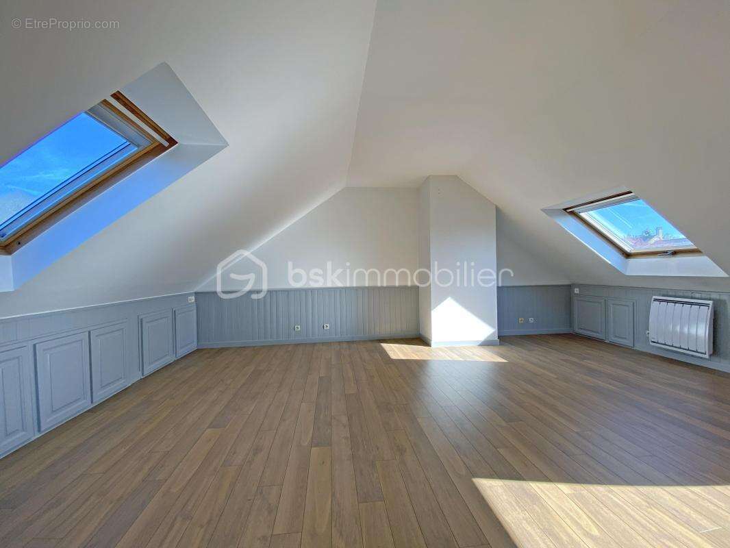 Maison à NOISY-LE-ROI