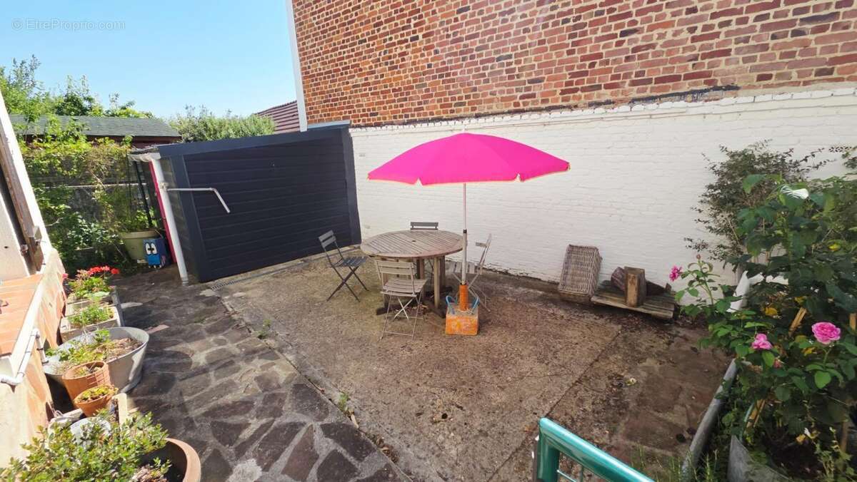 Maison 6 pièces / 128 m² / 210 000 EUR / BEAURAINS - photo 16