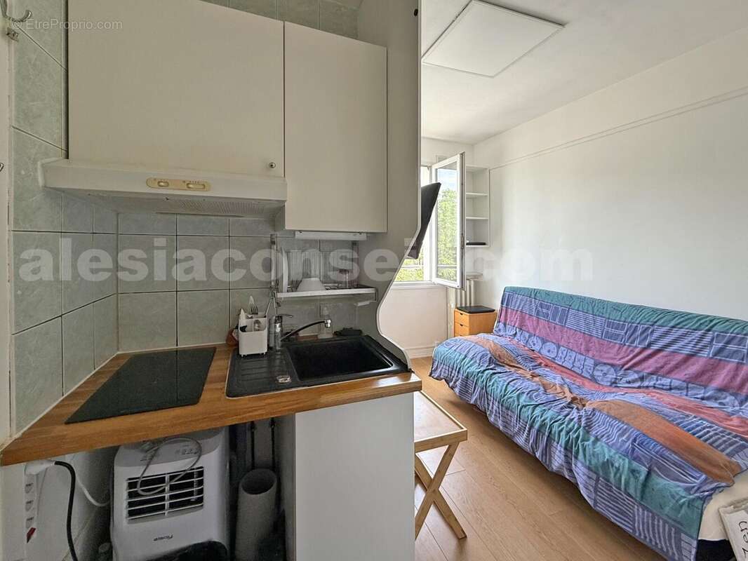more17-iria-cuis - Appartement à PARIS-14E