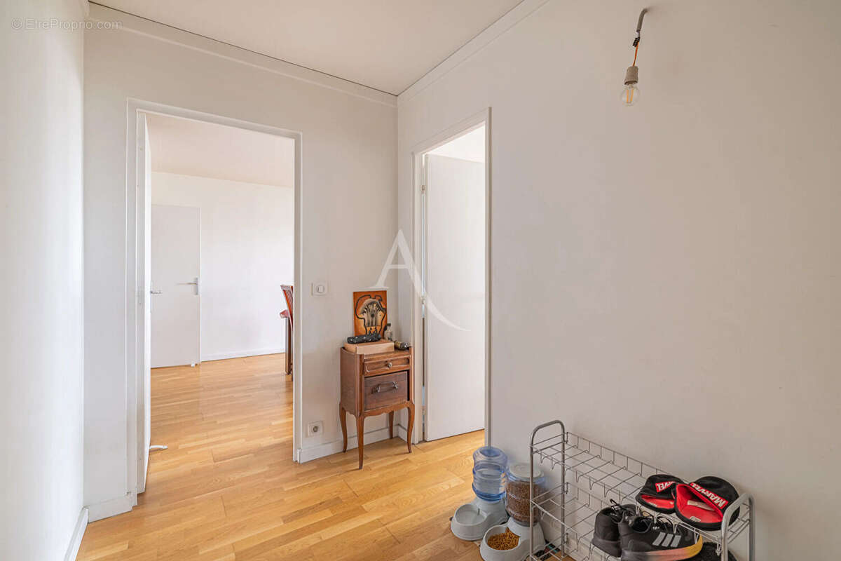 Appartement à LE BOURGET