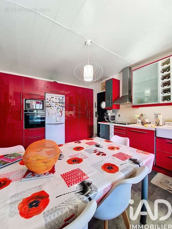 Maison 188 m² à Bevons  - photo 6