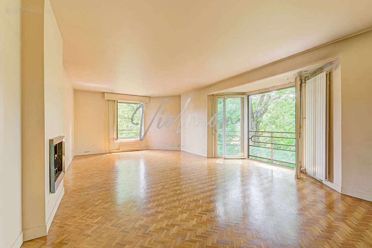 Appartement à SAINT-GERMAIN-EN-LAYE