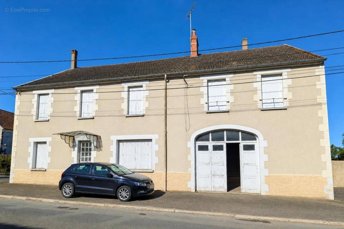 Appartement à BONNY-SUR-LOIRE