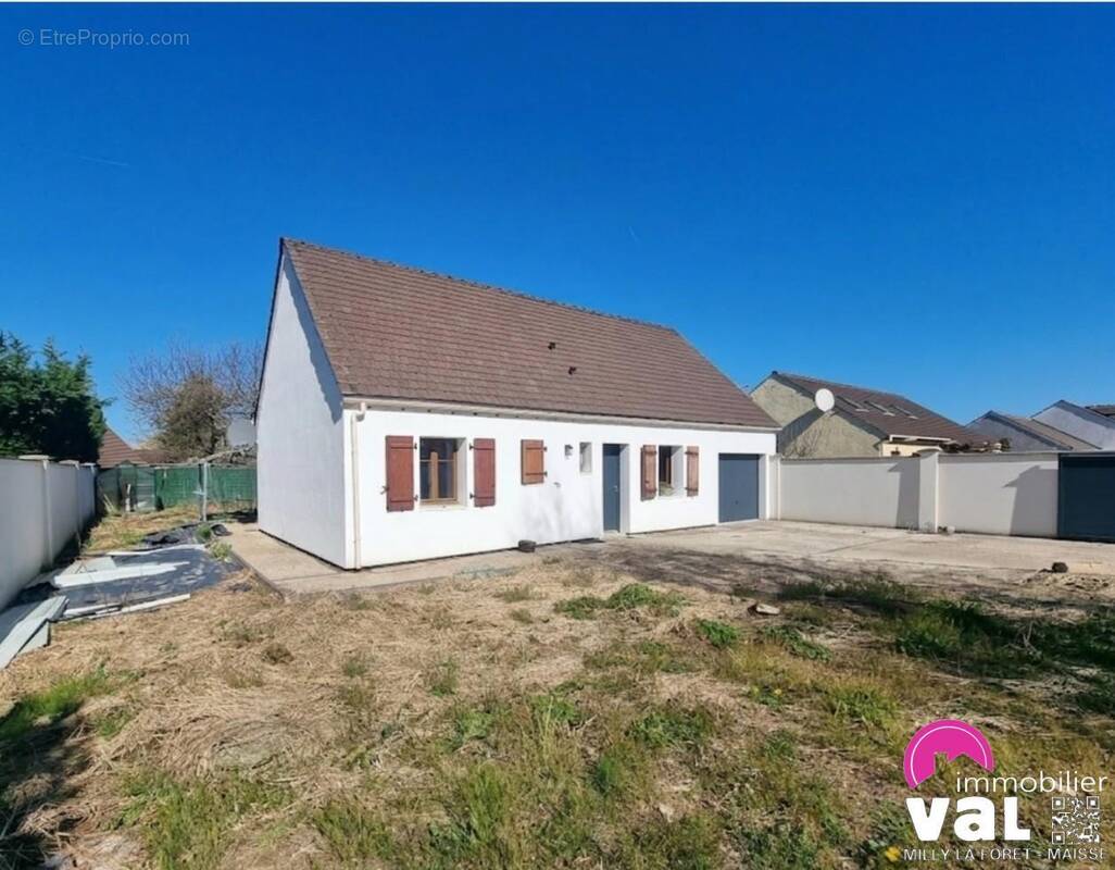 Maison à LA CHAPELLE-LA-REINE