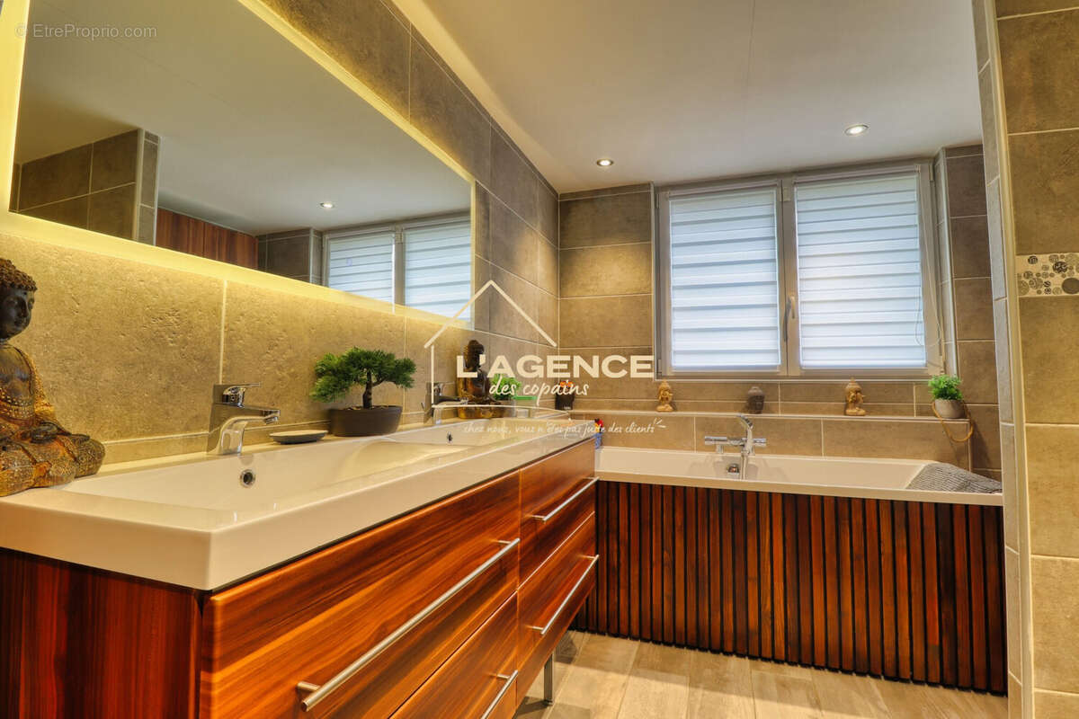 Maison à HAZEBROUCK