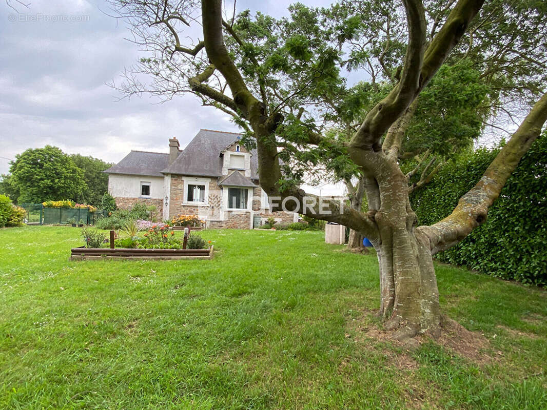 Maison à PLOUBAZLANEC