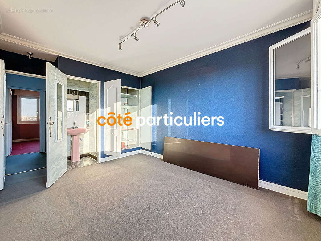 Appartement à SAINT-MAUR-DES-FOSSES