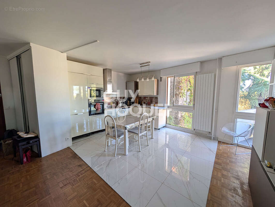 Appartement à MARLY-LE-ROI