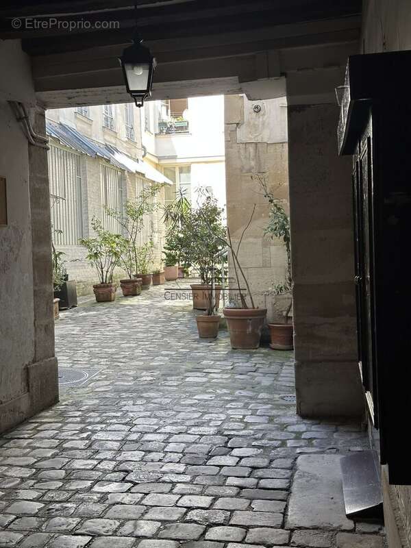 Appartement à PARIS-4E