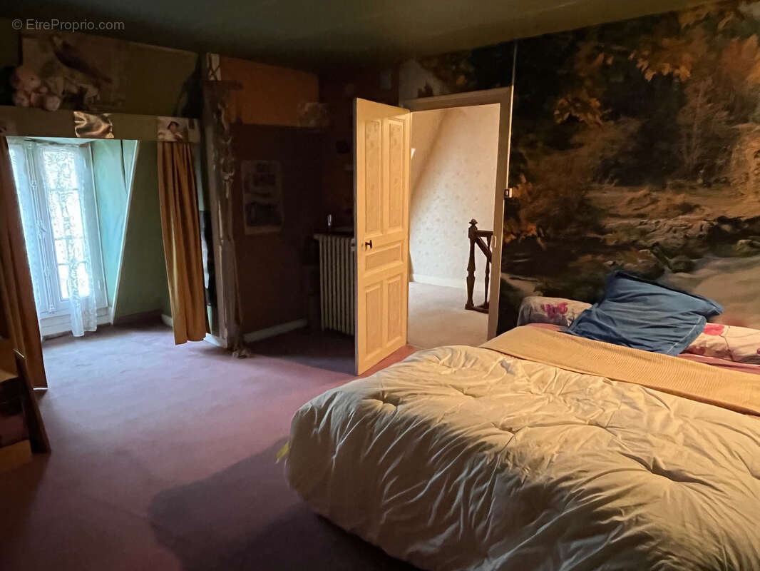 Maison à COUSSAC-BONNEVAL