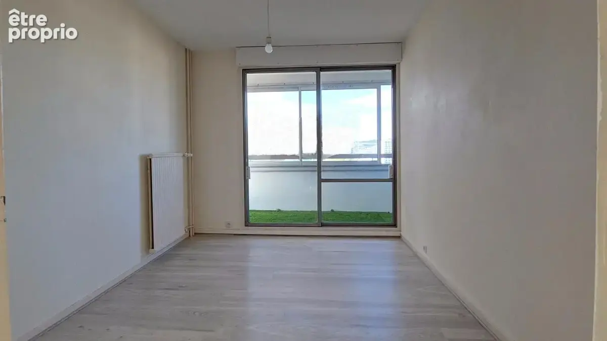 Appartement T3 2 chambres, loggia, stationnement privatif et 2 caves - photo 7