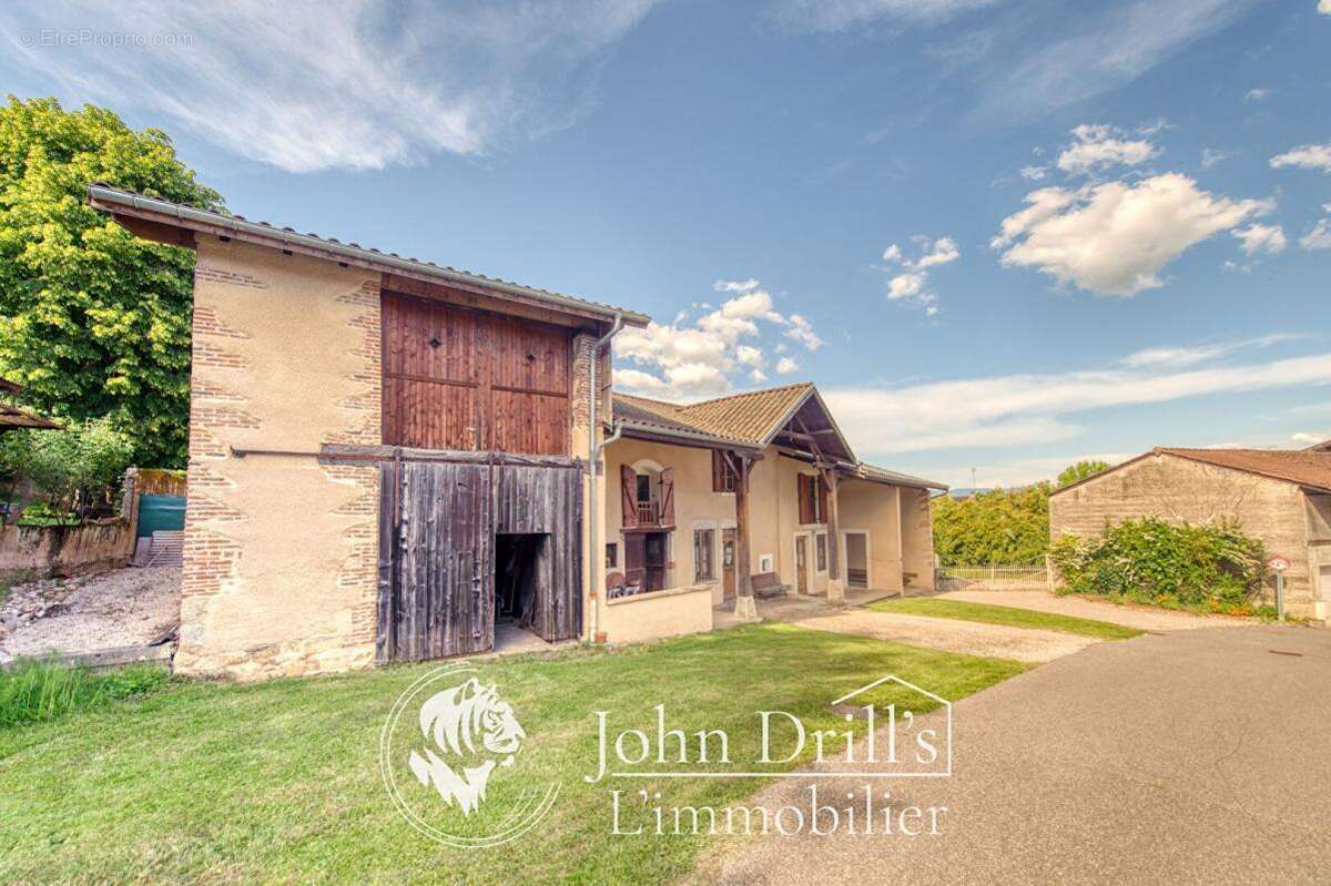 Maison à CHATILLON-LA-PALUD