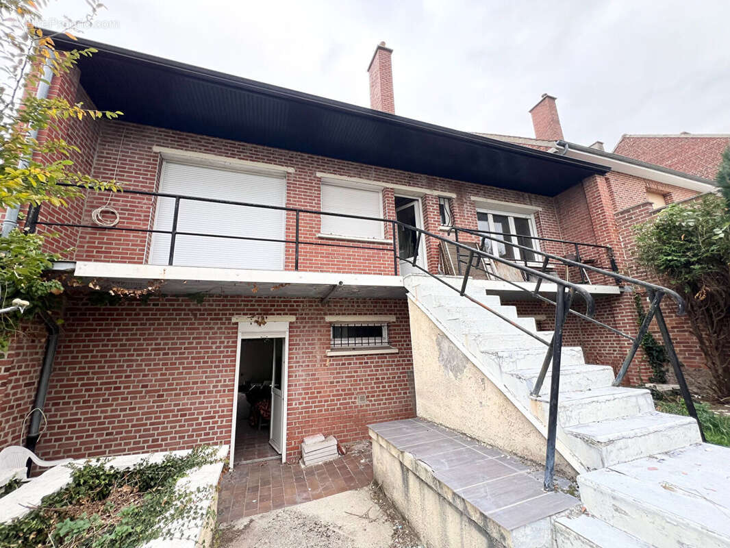 Maison à BRUAY-LA-BUISSIERE