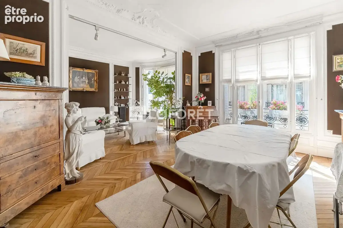 Emplacement recherche - bel immeuble - trois chambres - photo 7