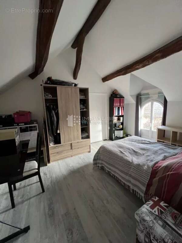 Maison à NOGENT-SUR-SEINE