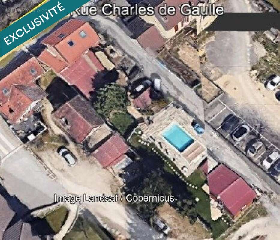 Photo 3 - Maison à ETREMBIERES