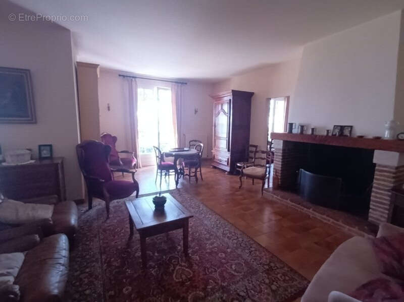 Maison à PORT-SAINTE-MARIE