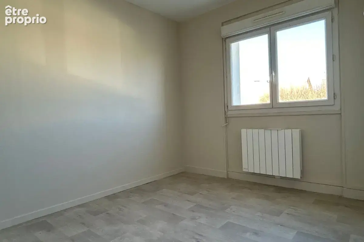 Brienon-sur-Armançon -  Maison T5 rénovée - Secteur calme à 15 min de la gare SNCF ! - photo 12