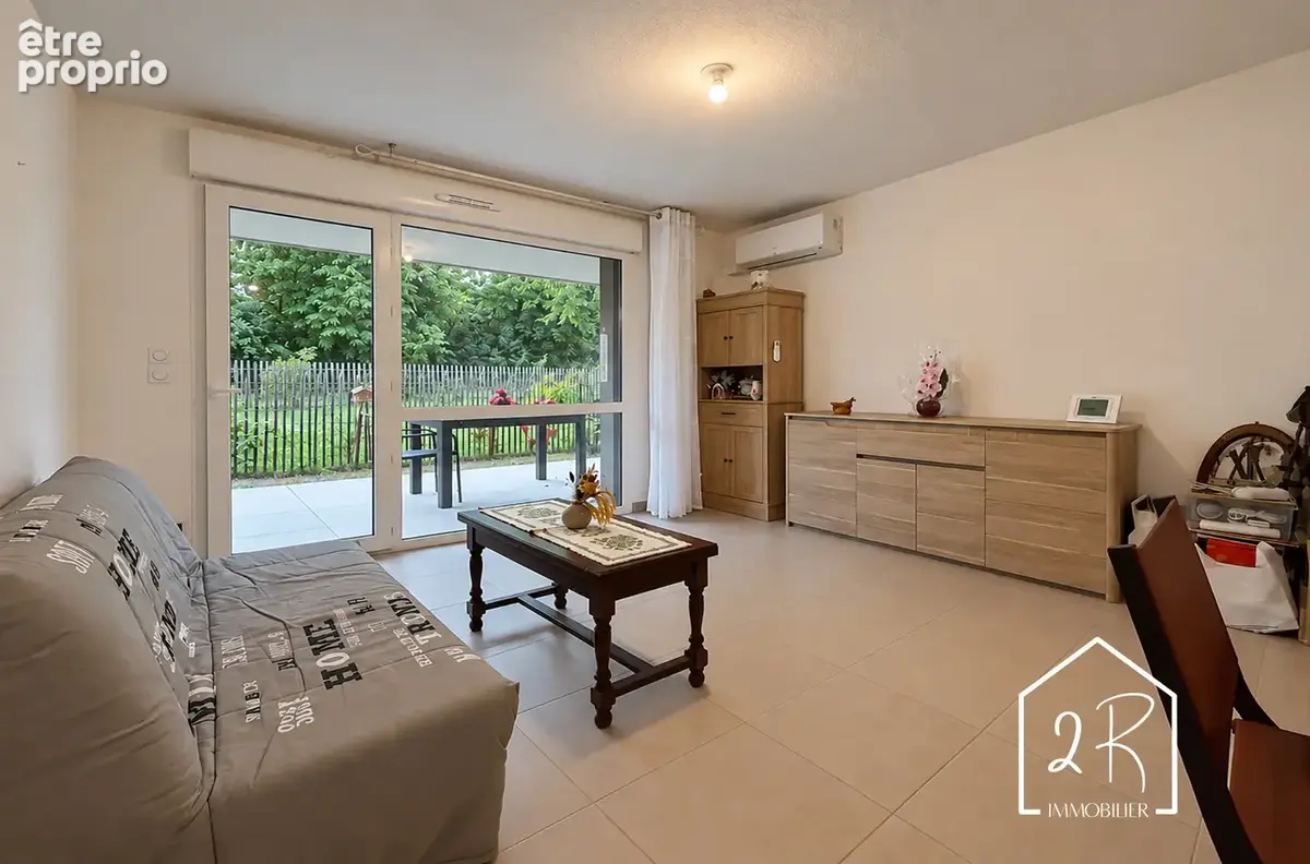 T2 - 42 m2 - rez-de-jardin - parking - photo 5