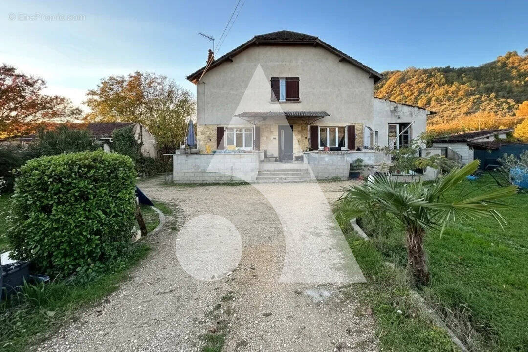 Maison à ANGLARS-JUILLAC