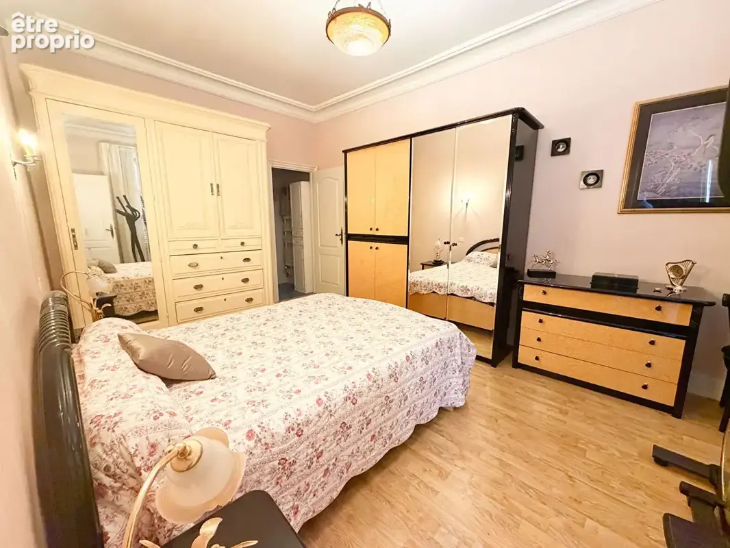 Appartement 5 pièces de 147,29 m2 - photo 13