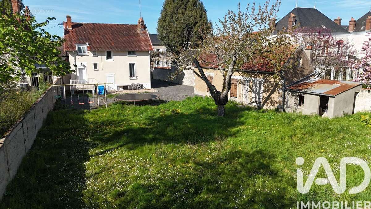 Photo 4 - Maison à SERMAISES