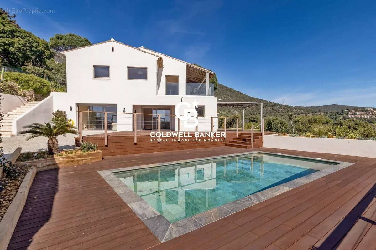 Maison à CAVALAIRE-SUR-MER