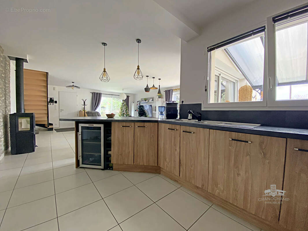 Maison à GRANDCHAMPS-DES-FONTAINES