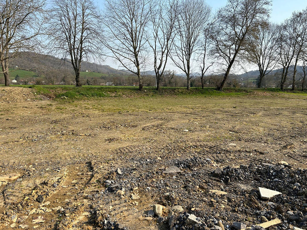 Terrain à VIODOS-ABENSE-DE-BAS