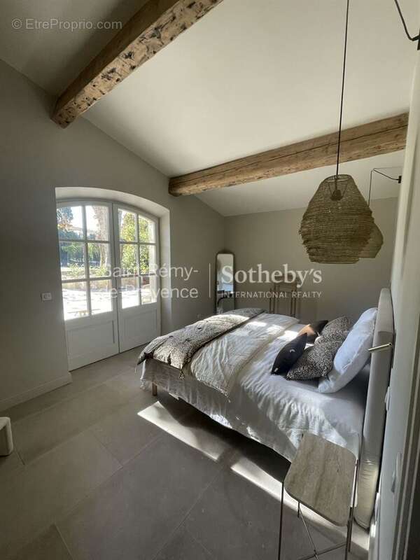 Maison à SAINT-REMY-DE-PROVENCE