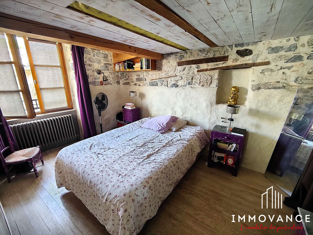 Maison à VIOLS-LE-FORT