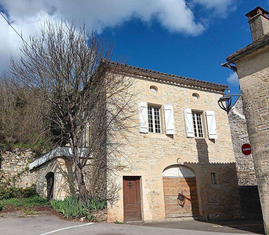 Maison à CATUS