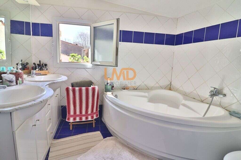 Appartement à BRIGNOLES